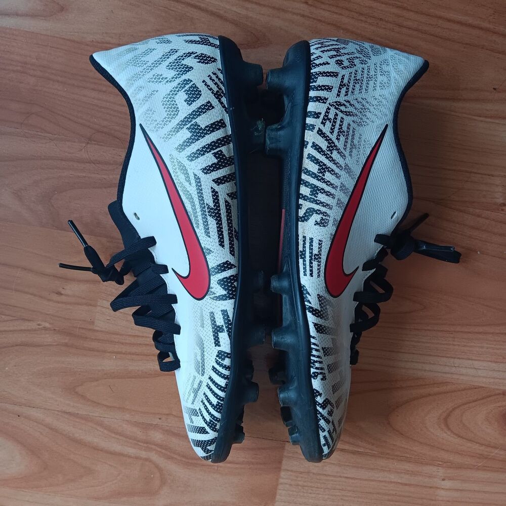 Nike Mercurial Vapor 12 Club Neymar Jr. FG Soccer Cleat White AO3129-170 Size 8